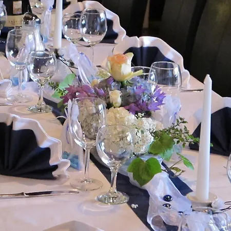 בית הארחה Landgasthof Loewen