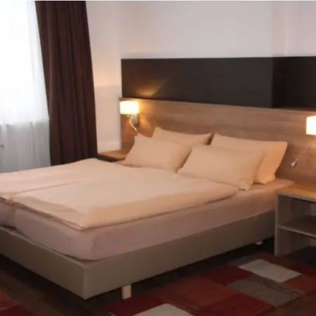 בית הארחה Landgasthof Loewen